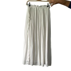 Endless Rose cream pleated midi length skirt ballet core classic style size S